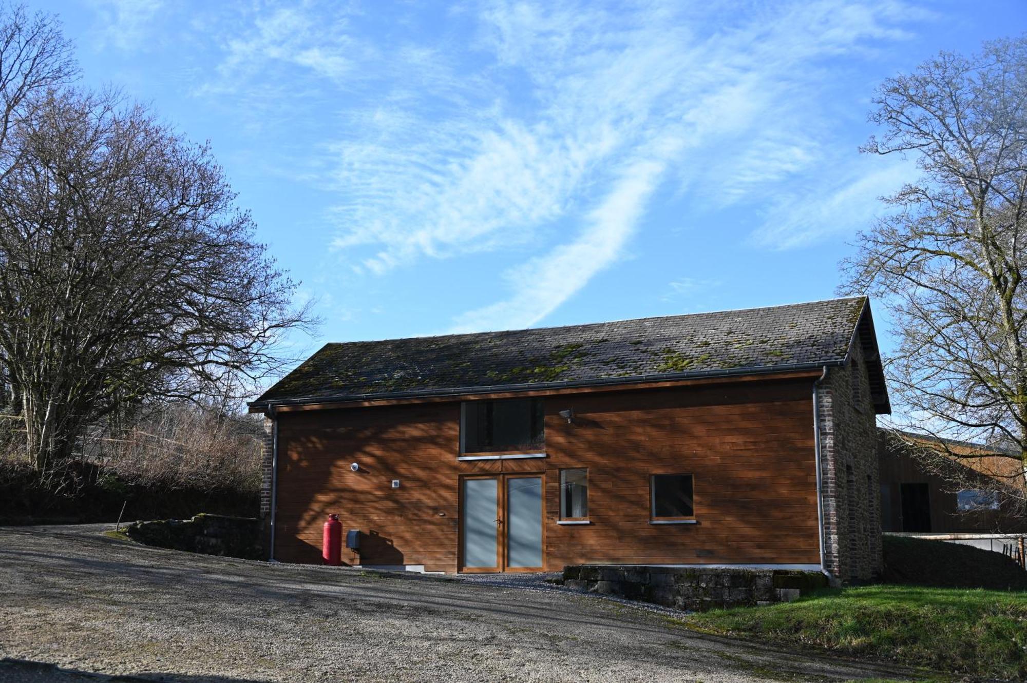 Le Moulin De Bosson - Une De Mai フェリエール エクステリア 写真